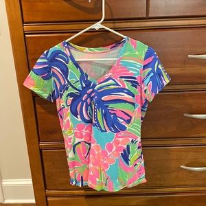 Lilly V Neck